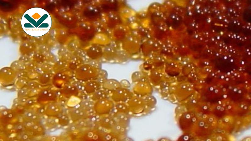 Hạt nhựa trao đổi ion (Resin) có màu vàng trắng hoặc hơi vàng